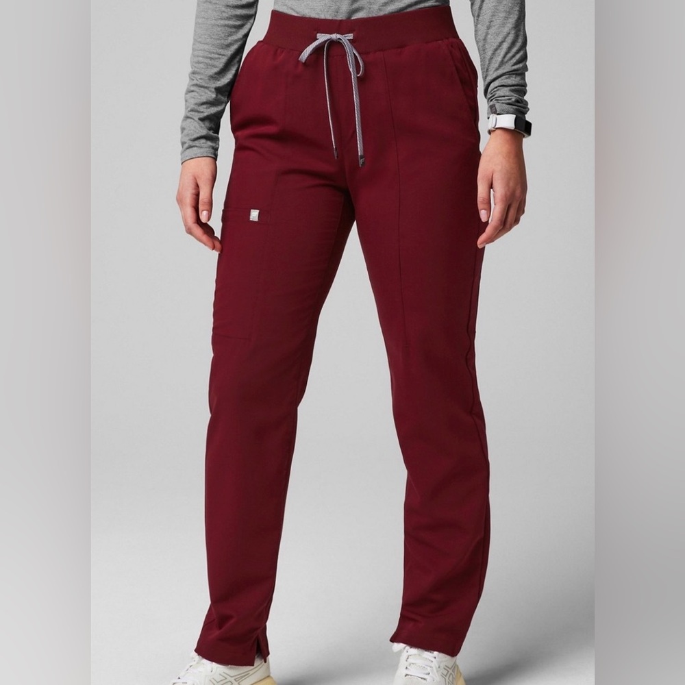 Fabletics Ion Scrub Pants XS in Wine